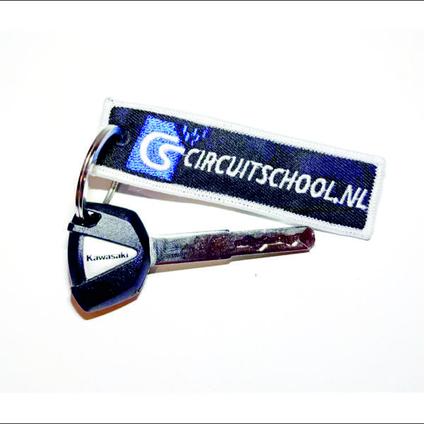 Sleutelhanger geborduurd